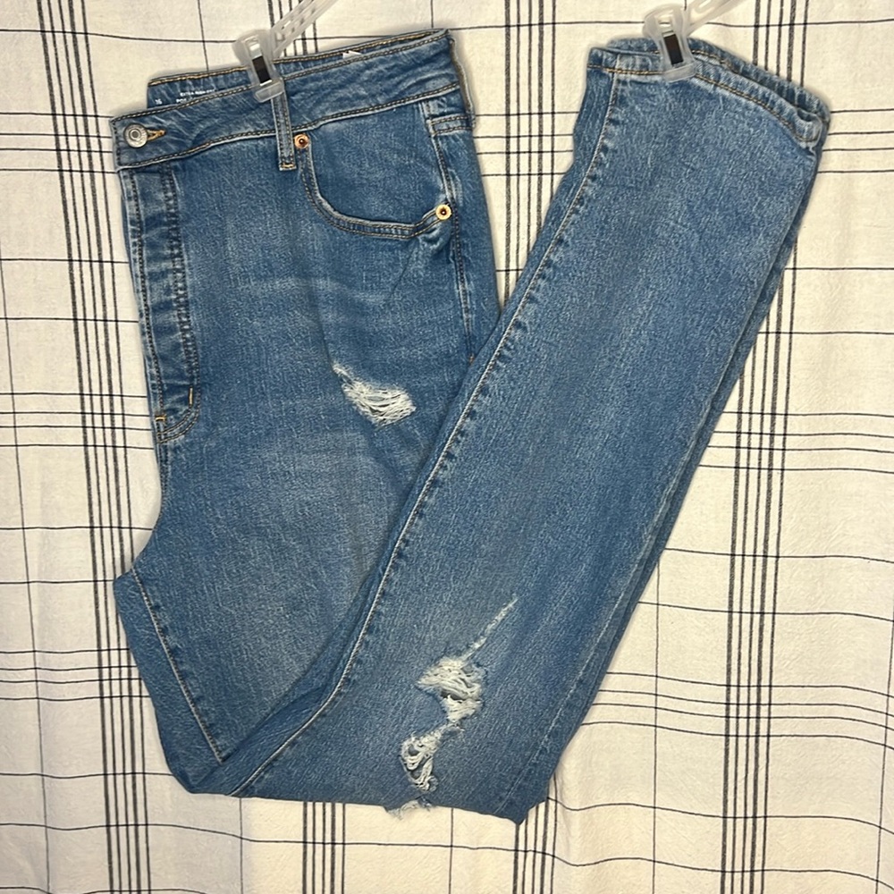 🌻2 for $22🌻 Old Navy distressed high rise skinny jeans
